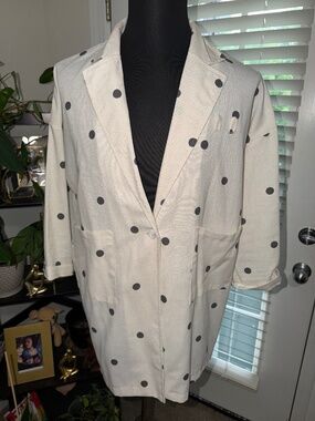 Cream Polka Dot Blazer